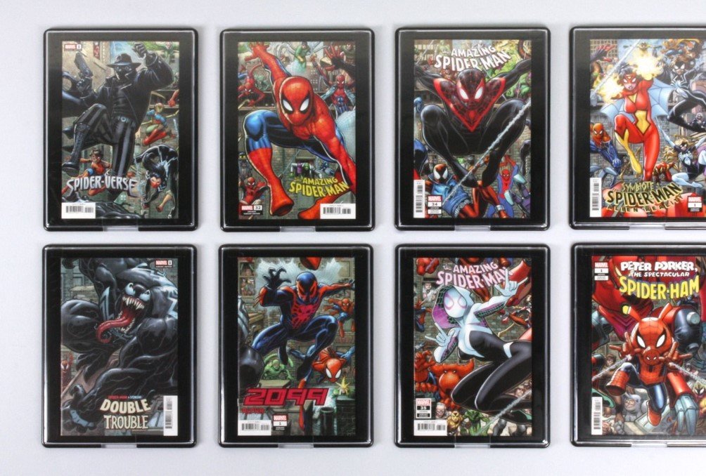 Comic Book Showcase - Current 6 3/4 x 10 1/4 Wall Hung Frame