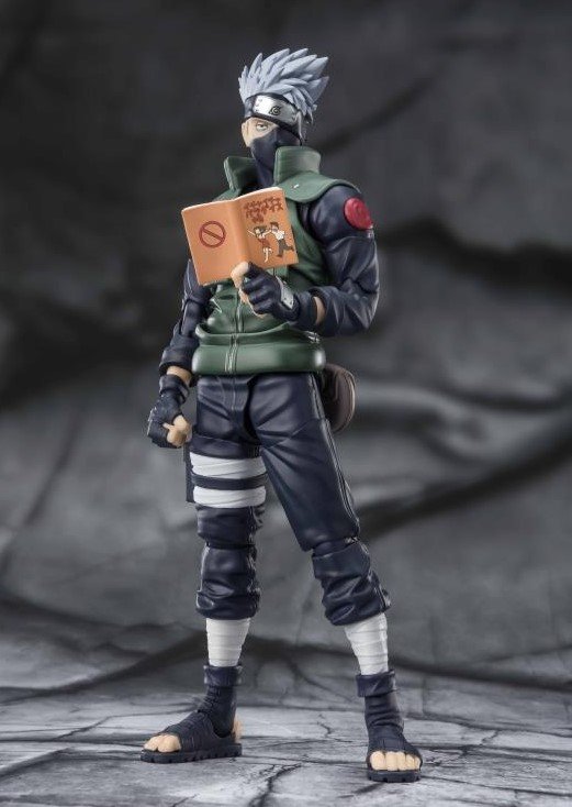 S.H Figuart Naruto-Kakashi Hatake (Famed Sharingan Hero)